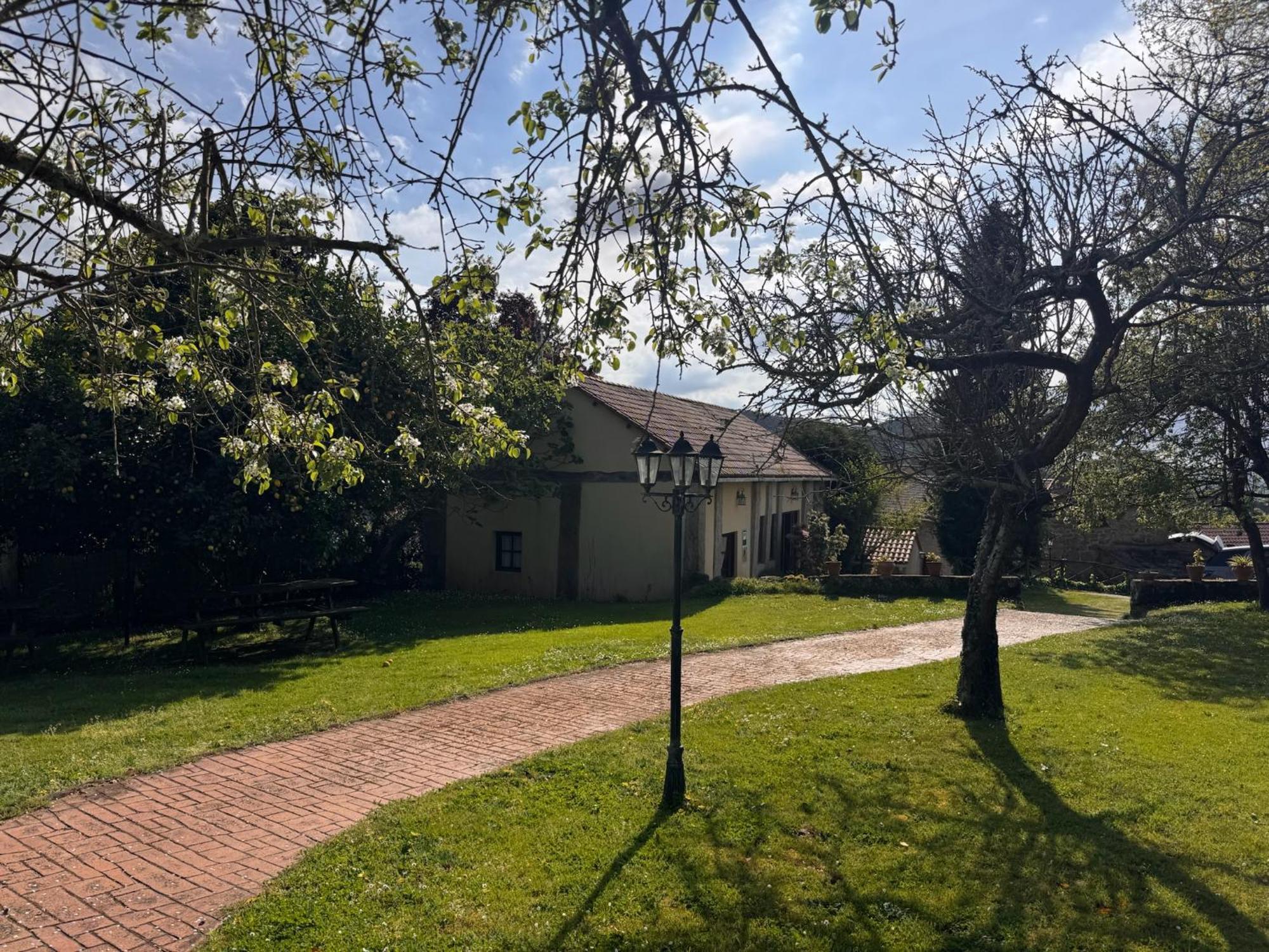 Casa Rural A Cobacha Paderne Exterior foto